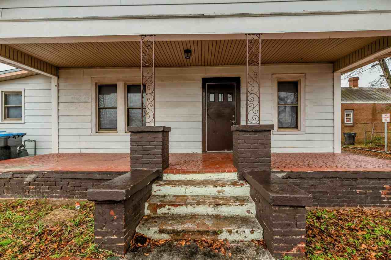 151 Curry St - Photo 4 of 32