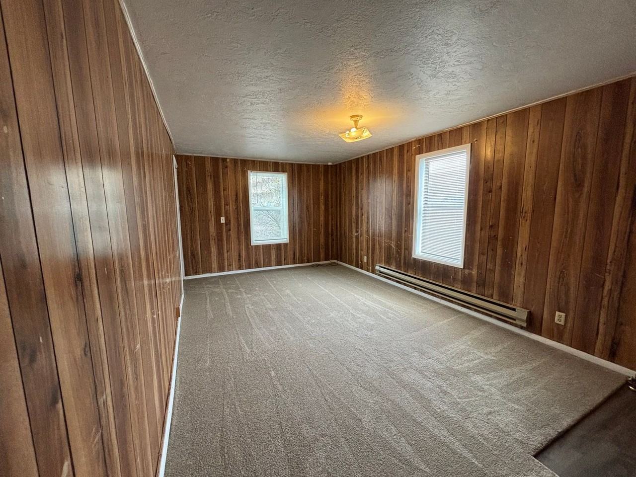 102 W Sublette St - Photo 2 of 10