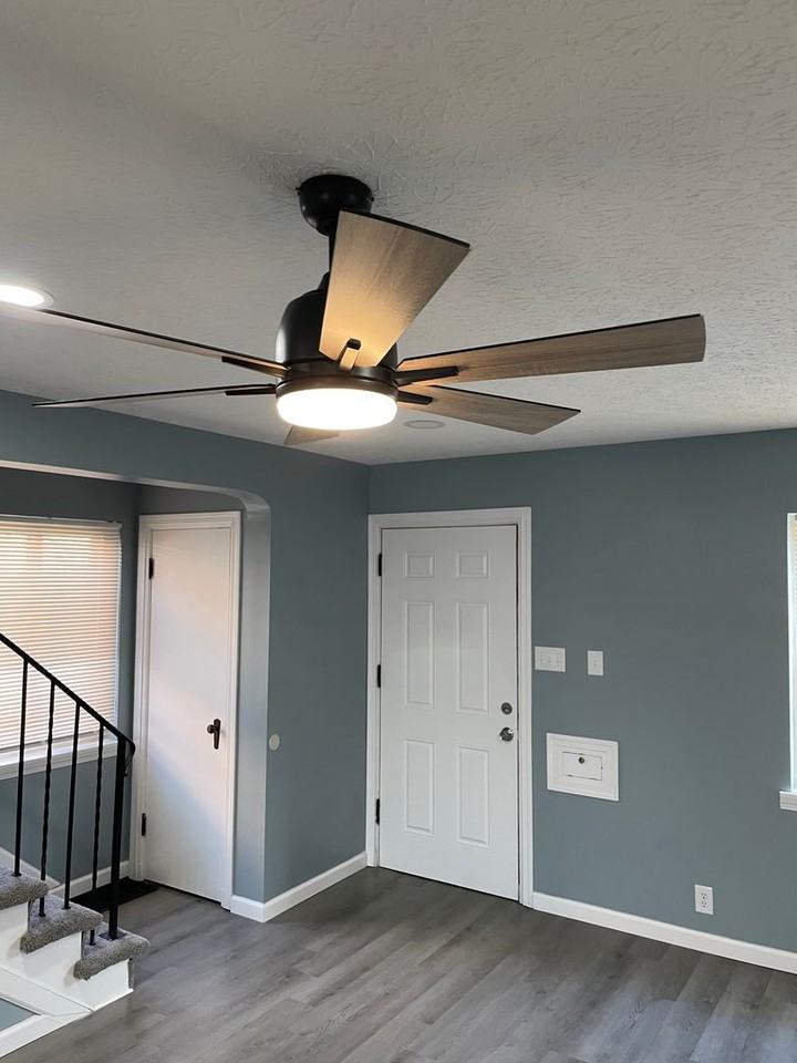 1283 Linwood Ave - Photo 3 of 27