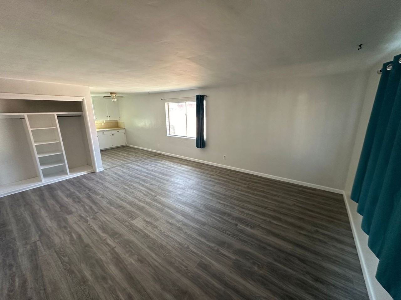 2053 Eberlein Ave - Photo 2 of 9