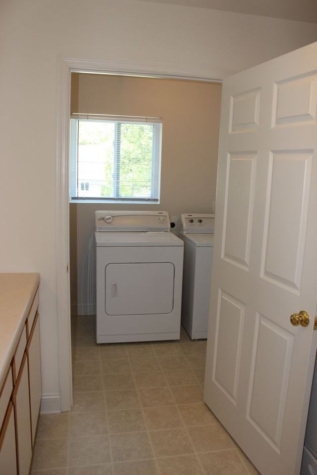 1903A Tabor Village Dr - Photo 3 of 18