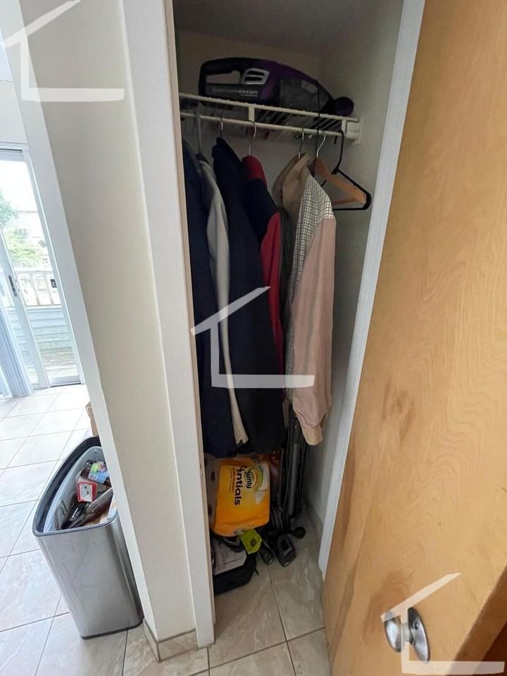 144 N Beacon St - Photo 5 of 35