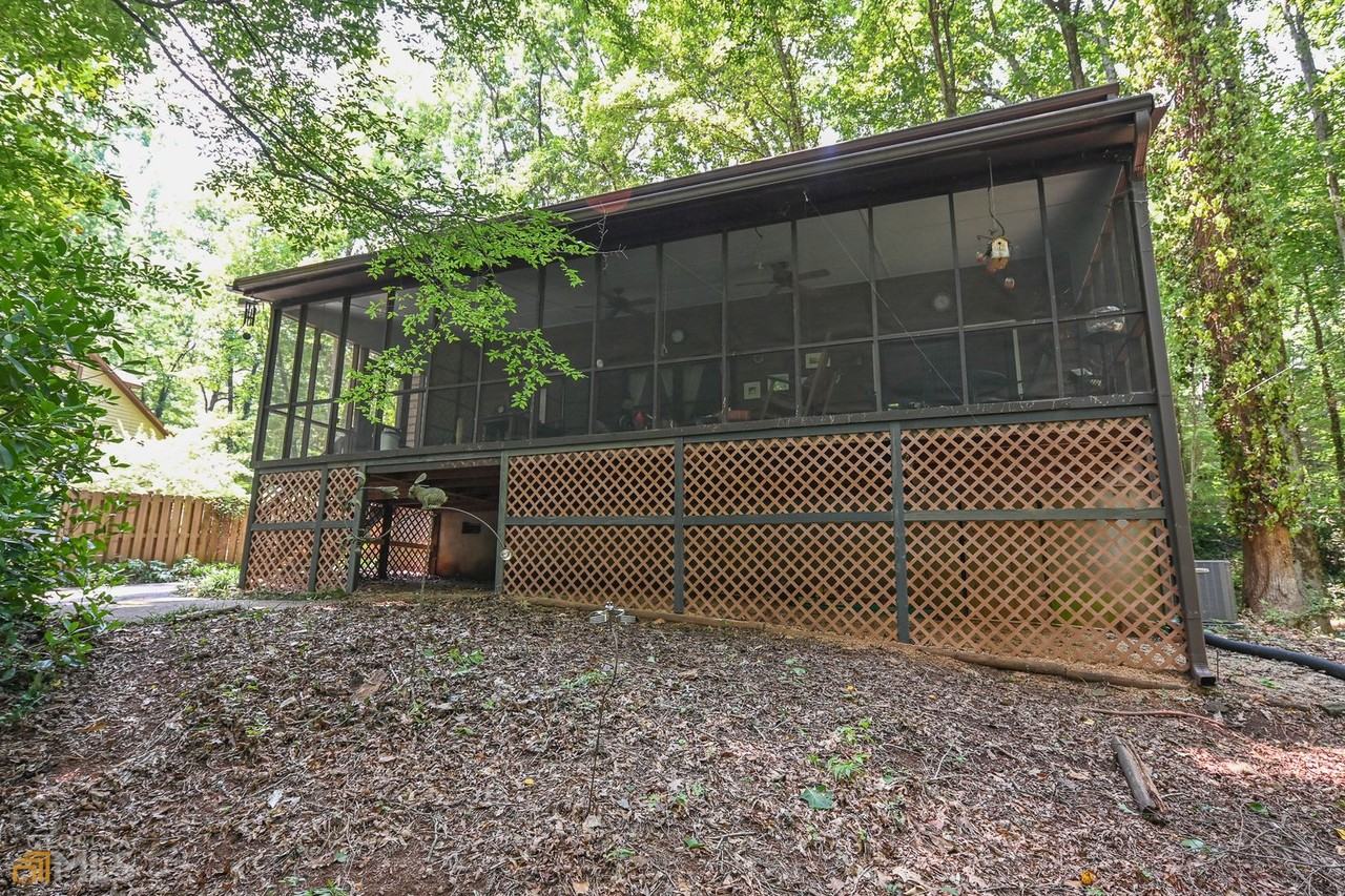 225 Snapfinger Dr - Photo 6 of 23