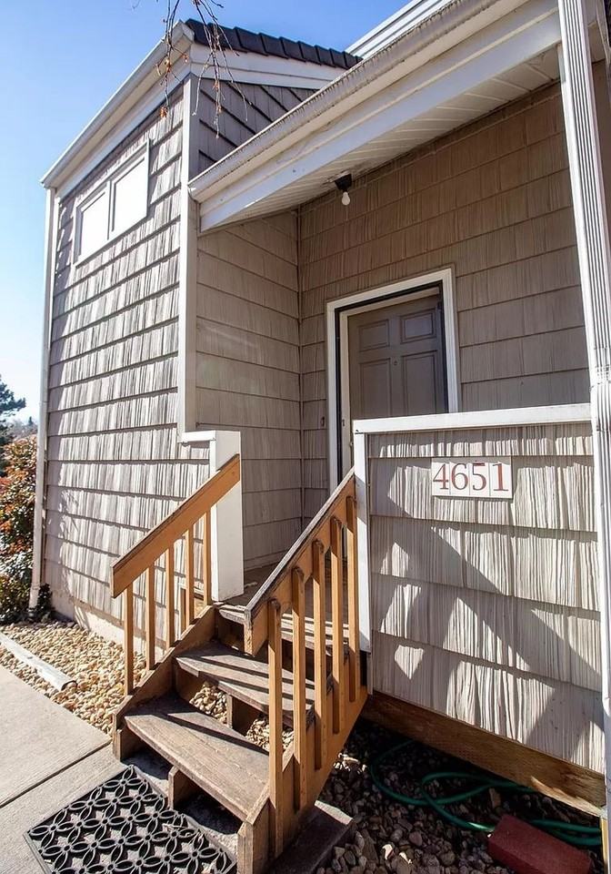 4651 Macarthur Ln - Photo 2 of 20