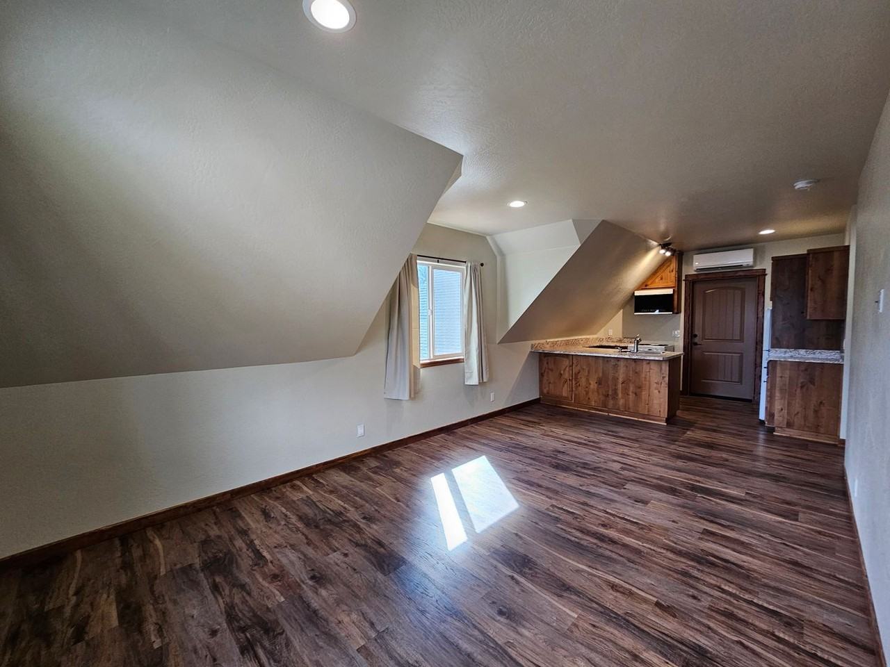 366 Ponderosa Ln - Photo 2 of 14