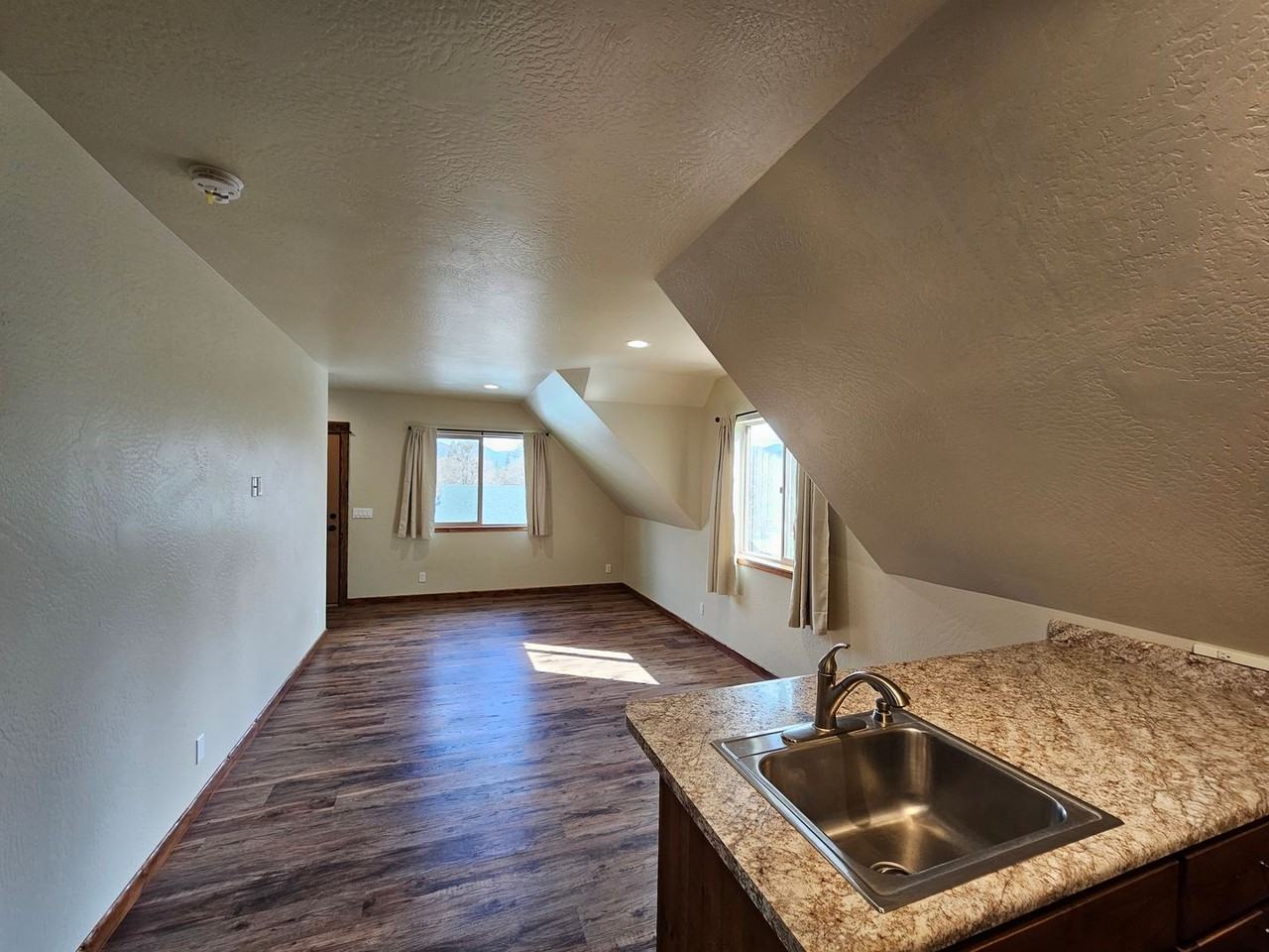 366 Ponderosa Ln - Photo 4 of 14
