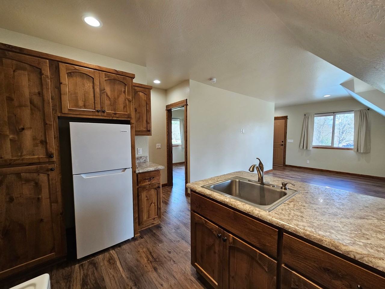 366 Ponderosa Ln - Photo 5 of 14