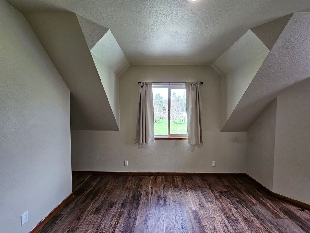 366 Ponderosa Ln - Photo 6 of 14