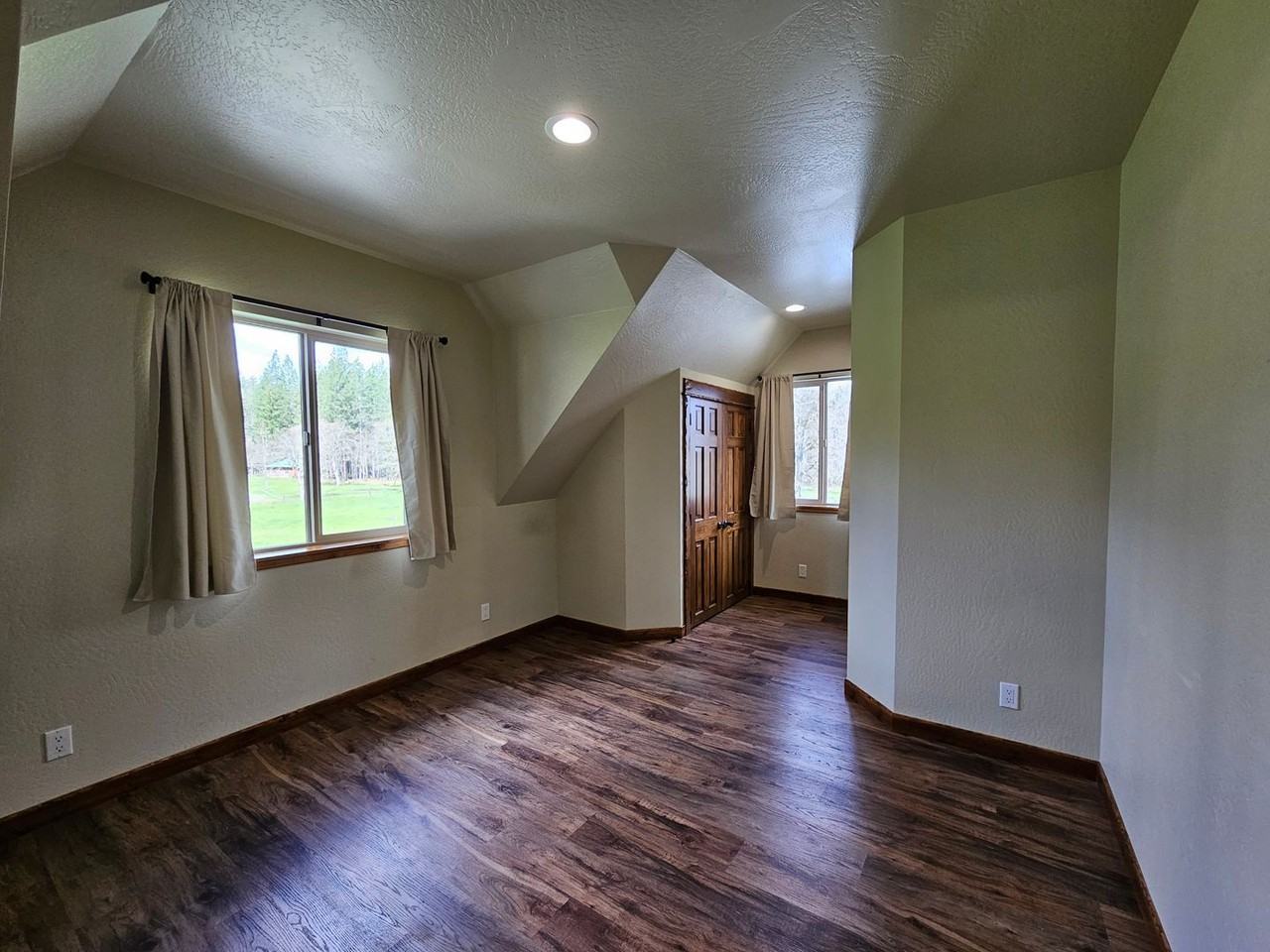 366 Ponderosa Ln - Photo 7 of 14