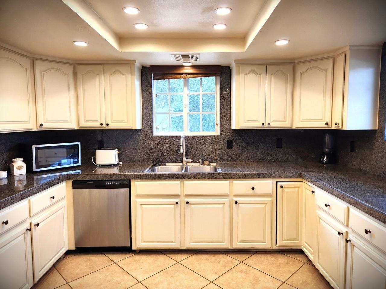 13545 Cielo Azul Way - Photo 5 of 14