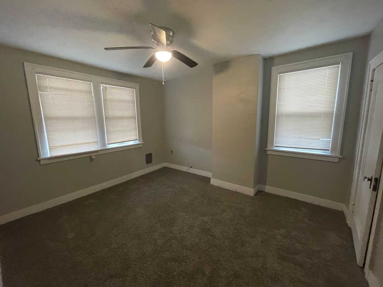 650 Tarragonna St - Photo 5 of 18