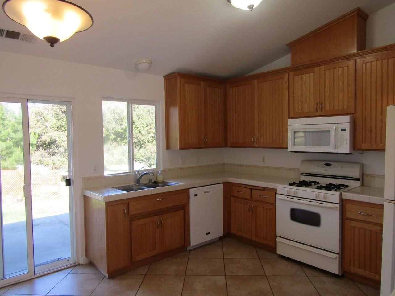 1112 La Serena Way - Photo 3 of 17