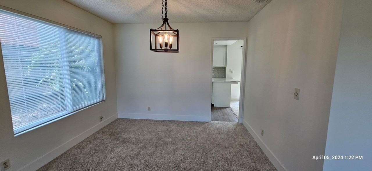 1406 Oak Knoll Rd - Photo 6 of 48
