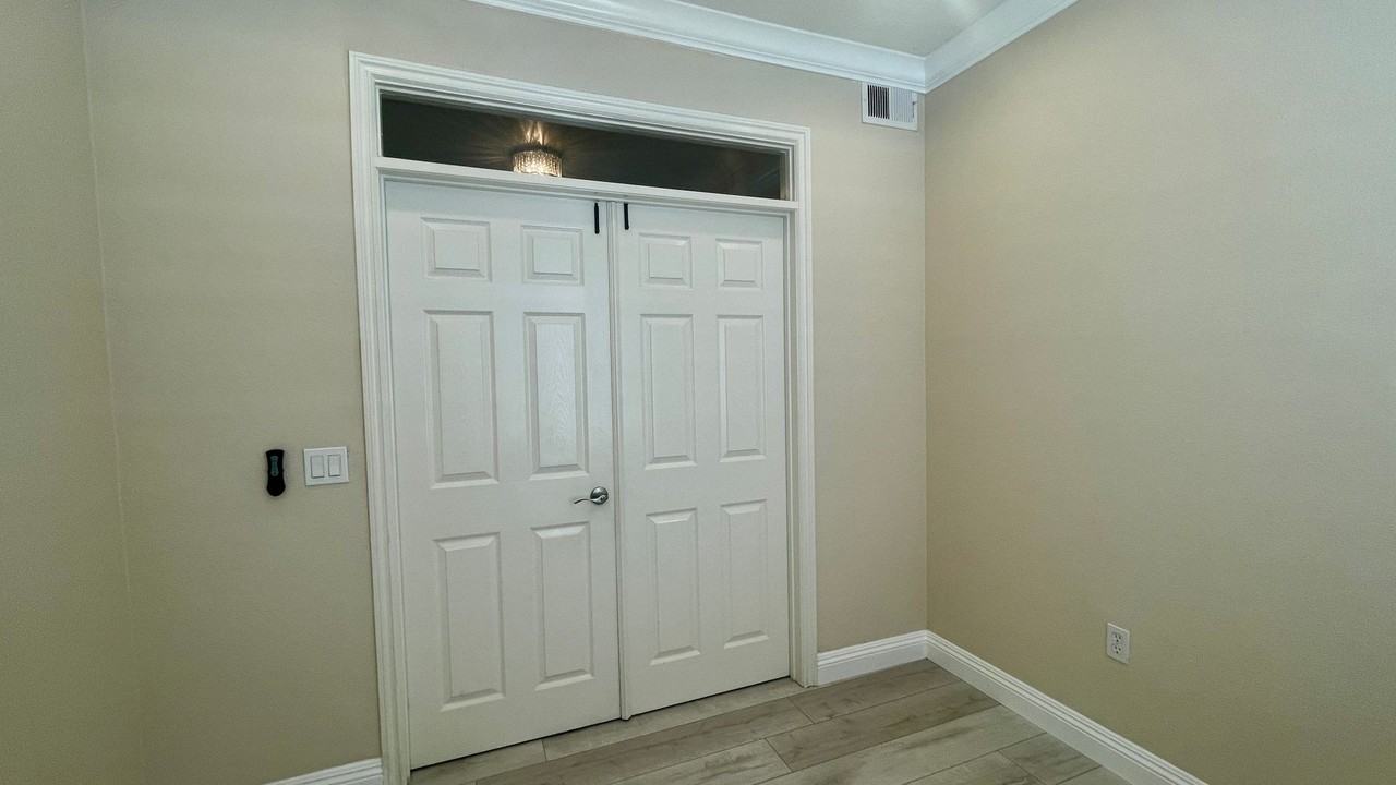 4165 Executive Dr Unit F101 - Photo 7 of 21