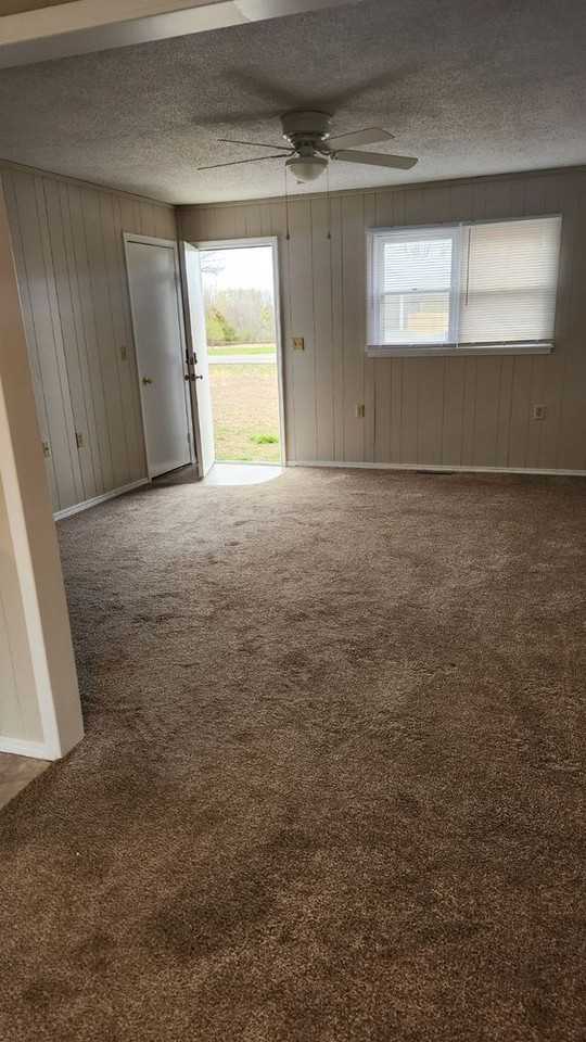 150 SE 421 Rd - Photo 3 of 5