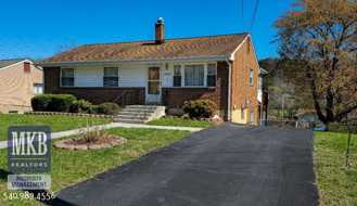 2826 Sample Ave Se - Photo 1 of 1