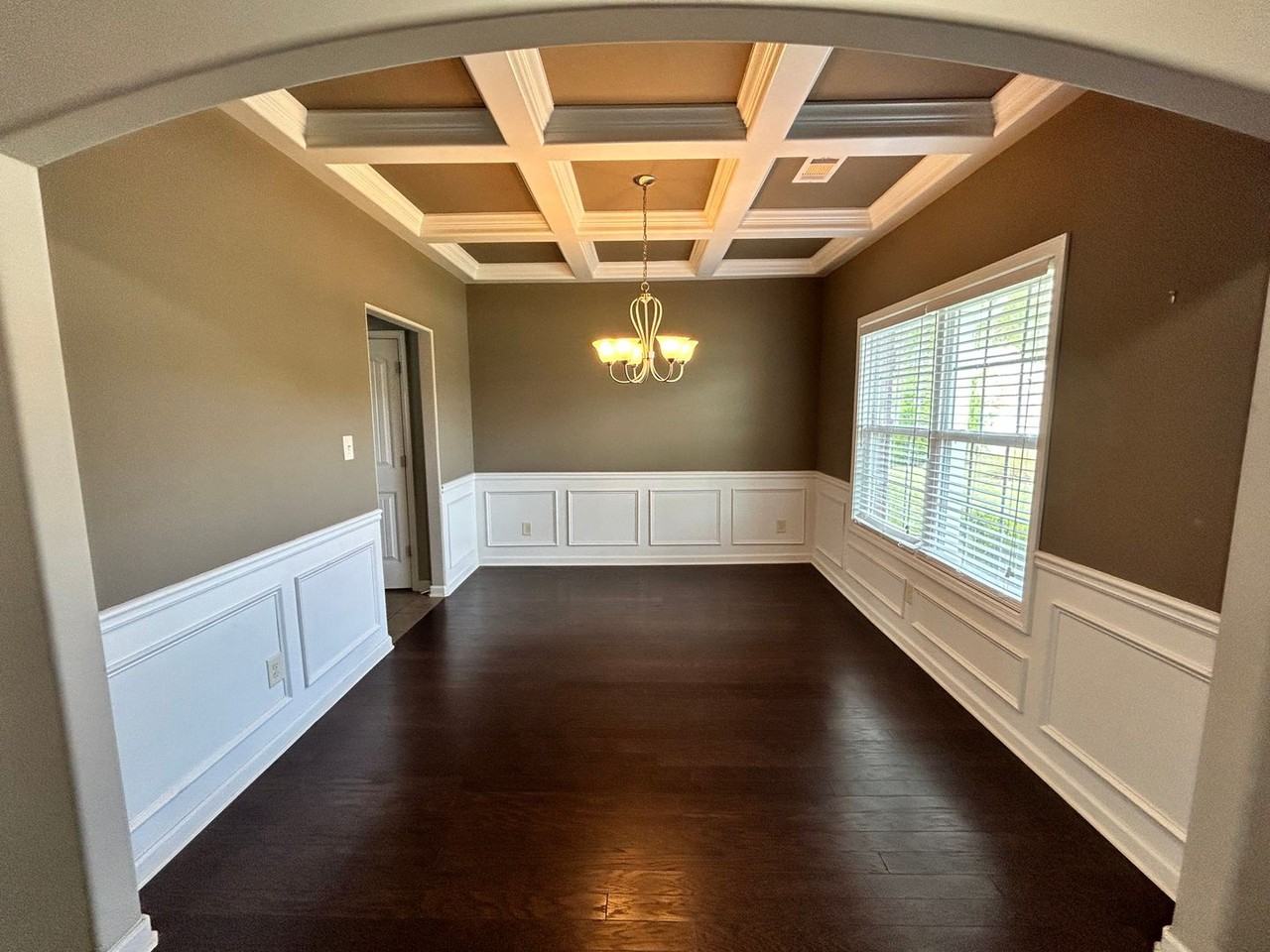 3900 Cahaba St - Photo 4 of 19