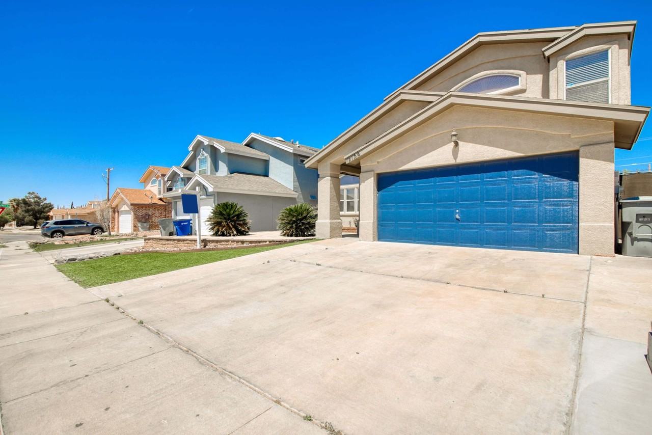 12105 Picasso Dr - Photo 2 of 50
