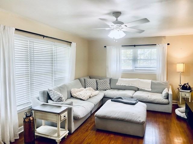 117 Pleasant Hill Dr - Photo 2 of 7