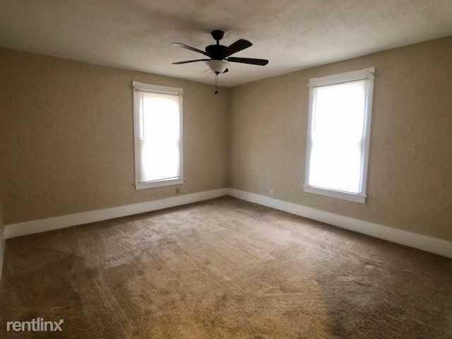 534 1/2 Cleveland Ave - Photo 3 of 4