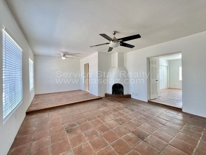 1321 E Coronado Rd - Photo 2 of 25