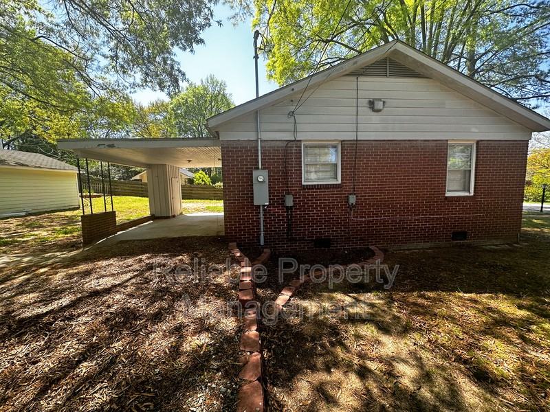 201 Hardee St - Photo 3 of 11