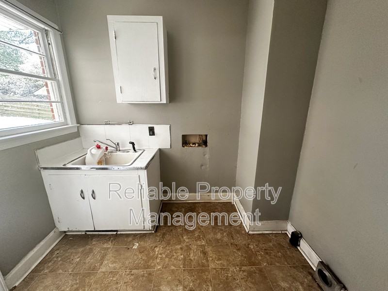 201 Hardee St - Photo 5 of 11