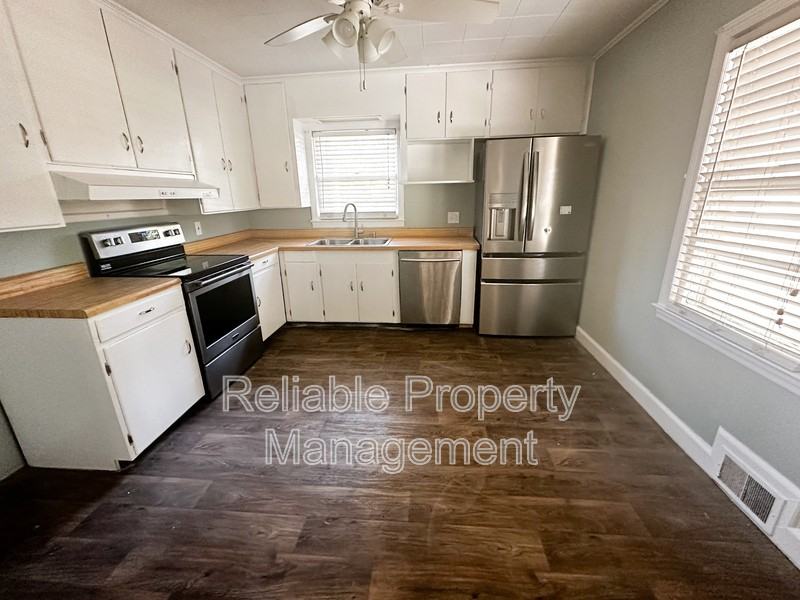 201 Hardee St - Photo 6 of 11