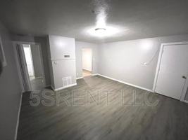 featured image of 236 S Mary Ellen St