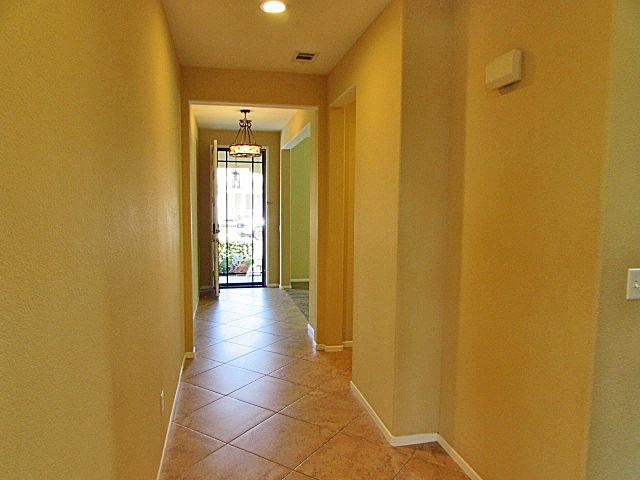 10918 Clover Cir - Photo 2 of 20