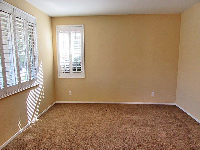 10918 Clover Cir - Photo 3 of 20