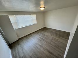 featured image of 21 Chamberlin Ave W #B