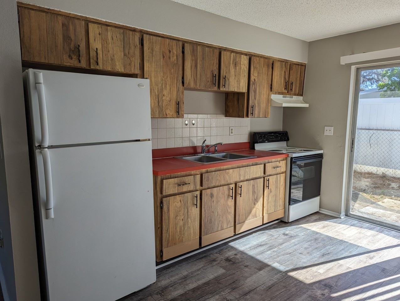 6032 Antrim St - Photo 3 of 13