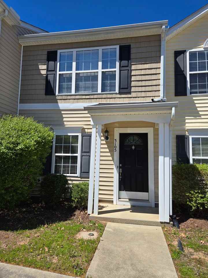 3105 Ivey Wood Ln - Photo 2 of 32