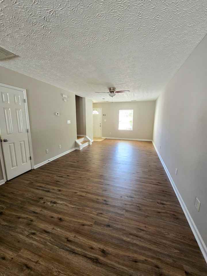 3105 Ivey Wood Ln - Photo 7 of 32