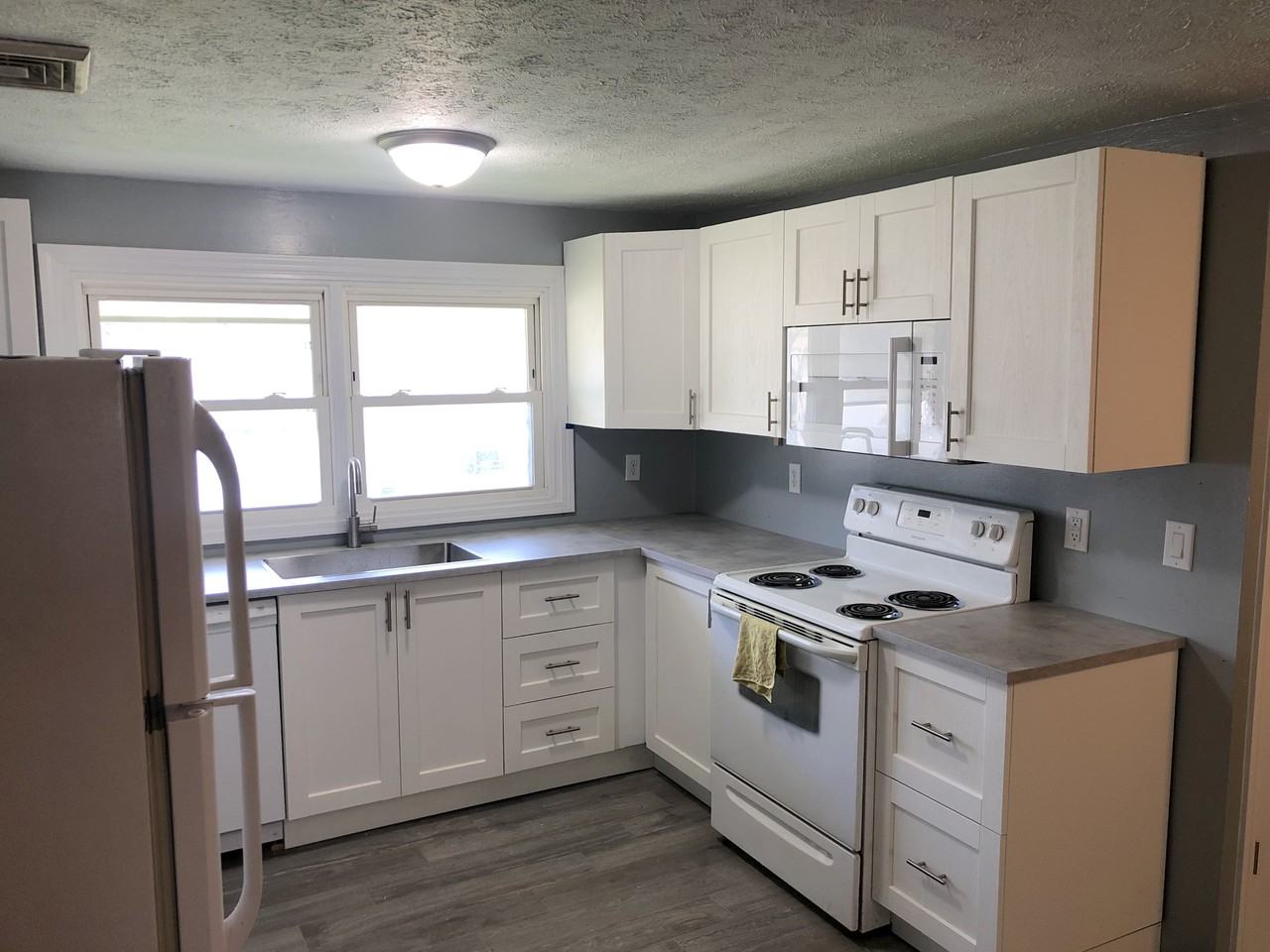 W Washington St #410-5 - Photo 4 of 10