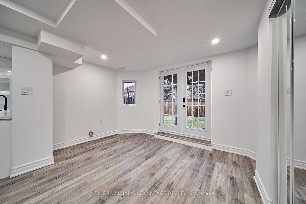 99 Clune Place - Photo 2 of 10