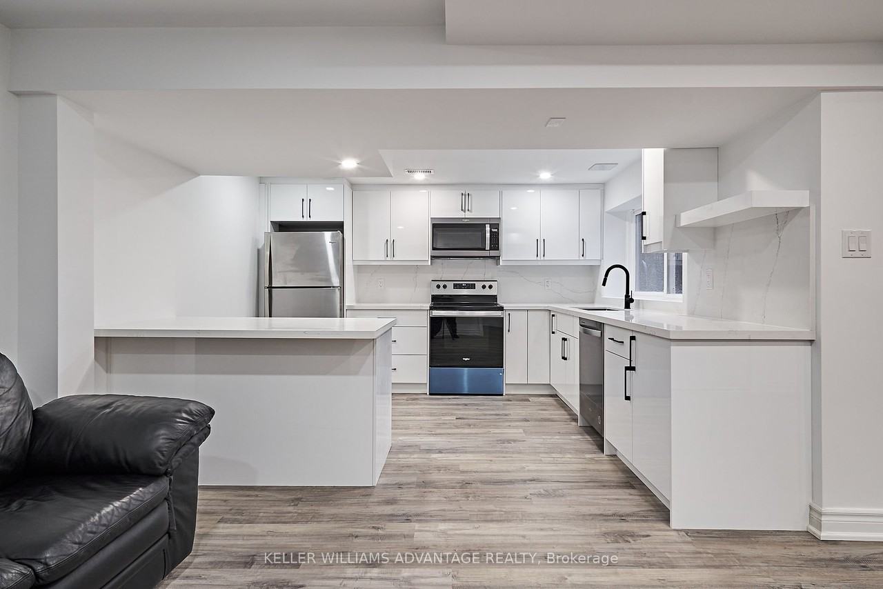 99 Clune Place - Photo 3 of 10