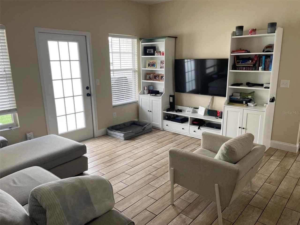 1104 Blaze Street - Photo 6 of 11