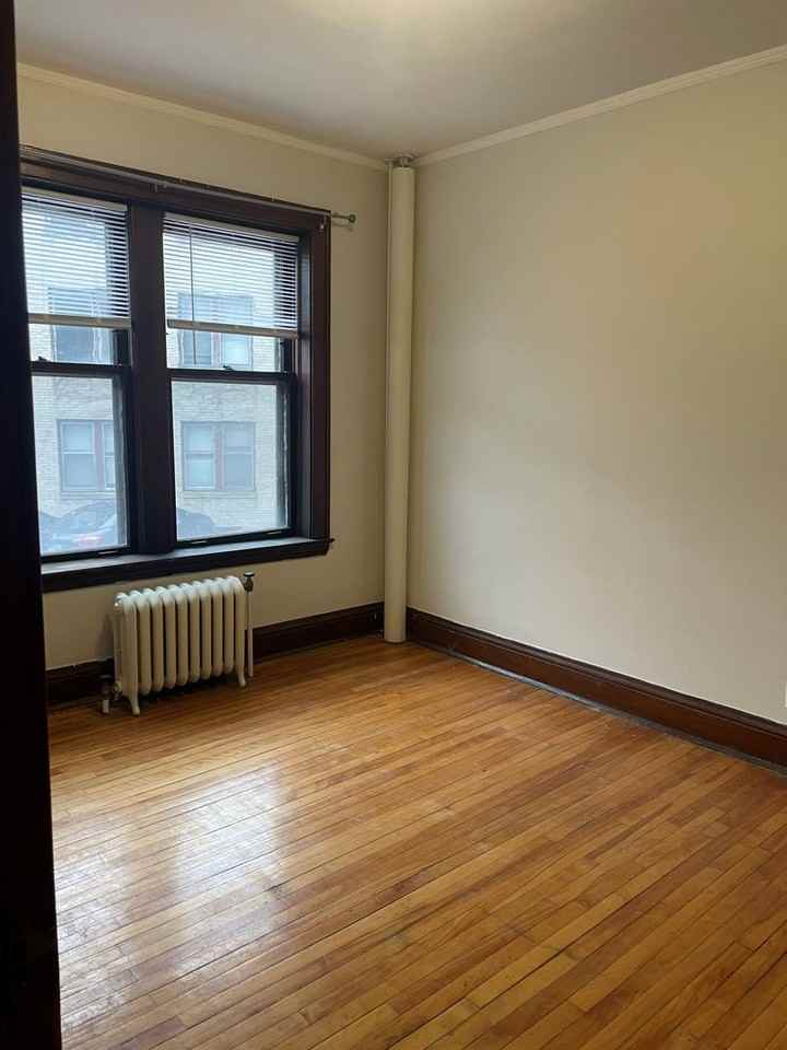 1786-1788 Hennepin Ave. S - Photo 6 of 18