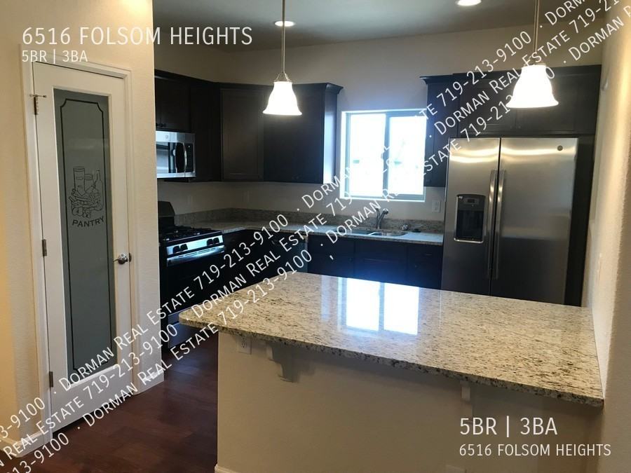 6516 Folsom Hts - Photo 4 of 28