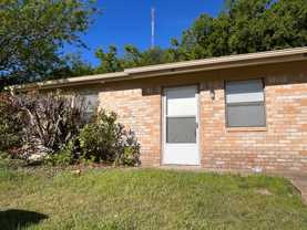 909 Dryden - Photo 1 of 1