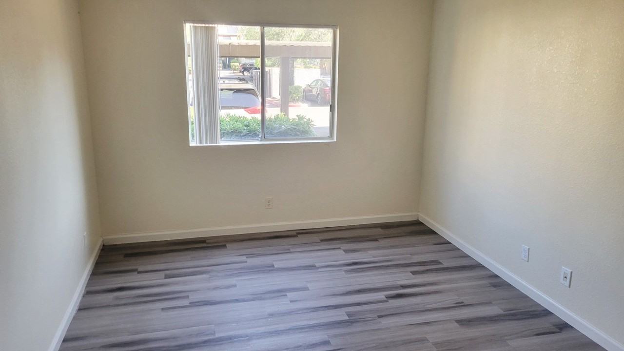 Sierra Village - Photo 3 of 24