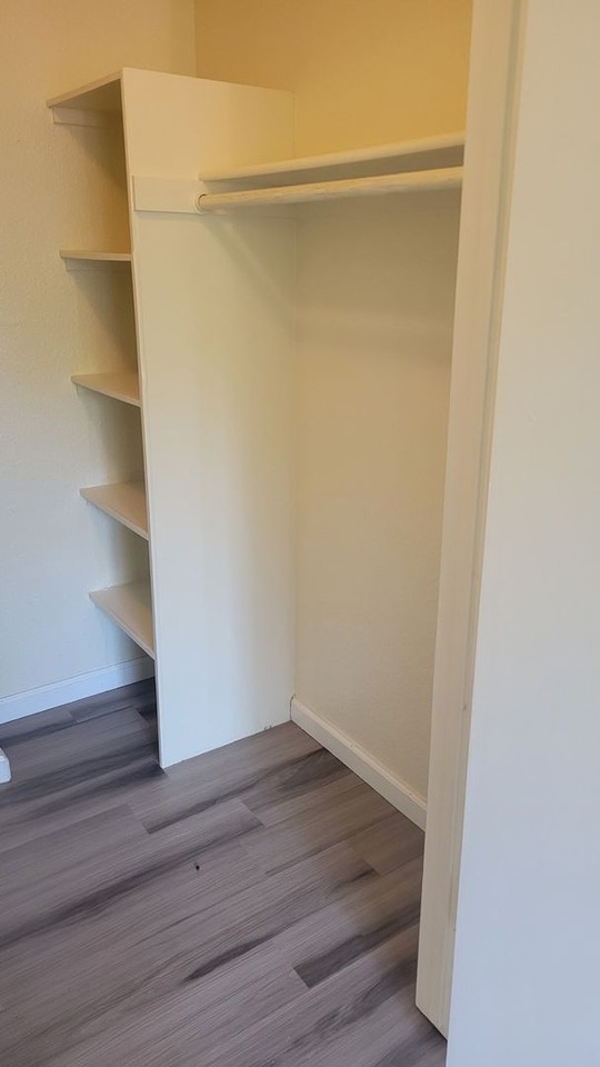 Sierra Village - Photo 4 of 24