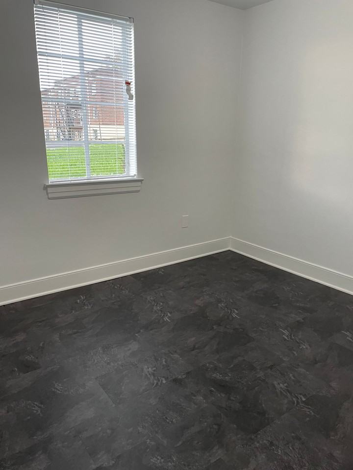 Gardens At Grandin - II - Photo 5 of 31