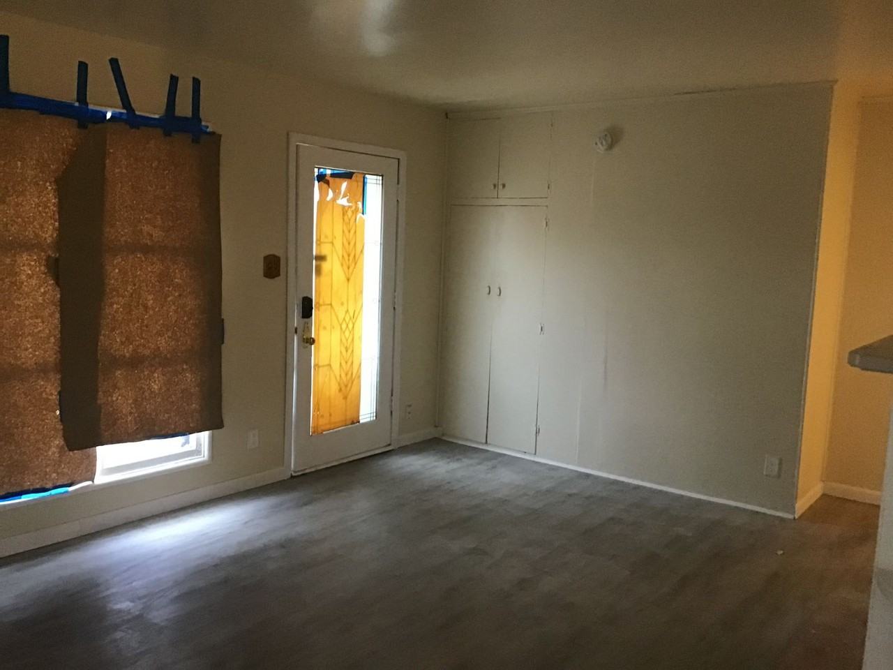 5625 N 57th St - Photo 2 of 10