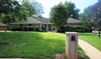 1138 Kensington Ct - Photo 1 of 1