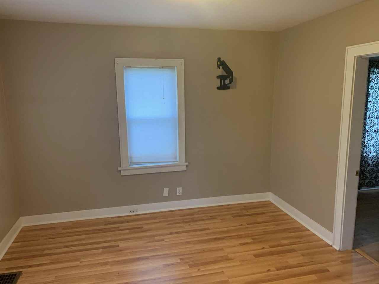 2408 W Reservoir Blvd - Photo 2 of 8