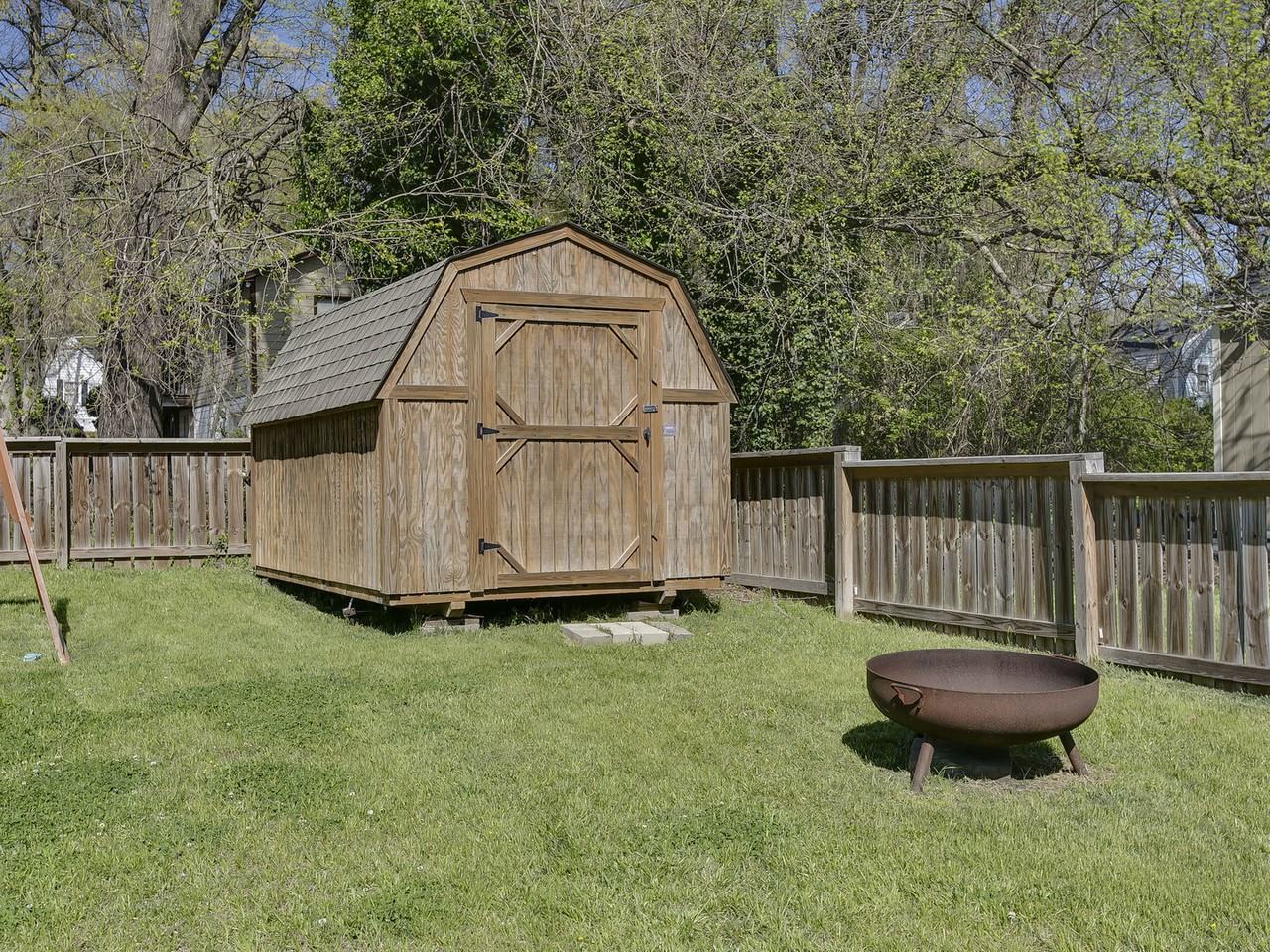 1107 Berkeley St - Photo 7 of 27