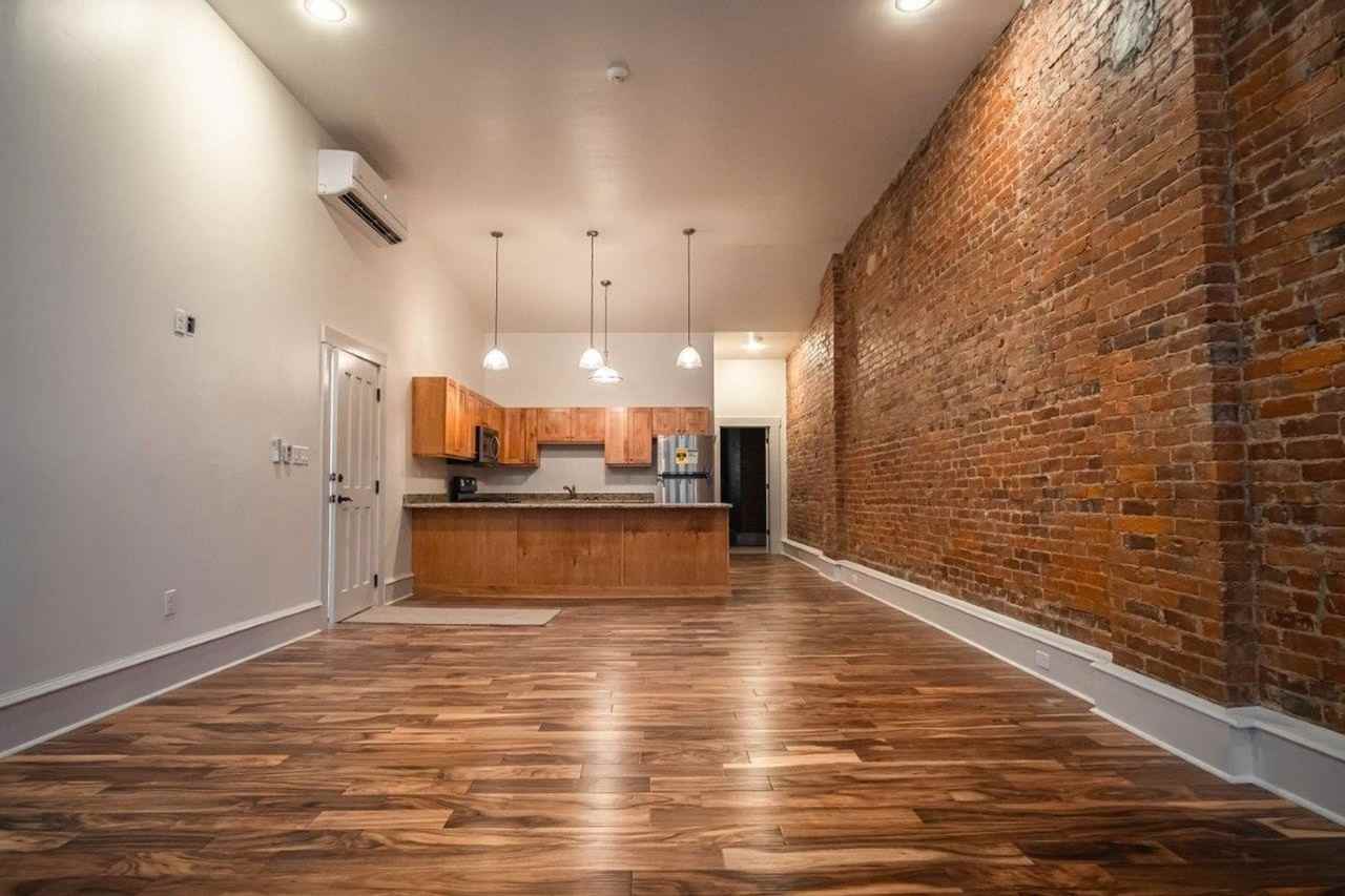 108 108 Putnam Street - Photo 4 of 15